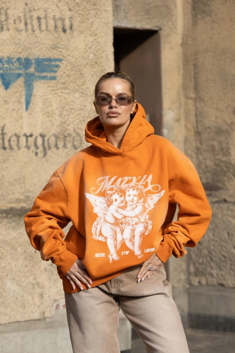 ORANGE HOODIE